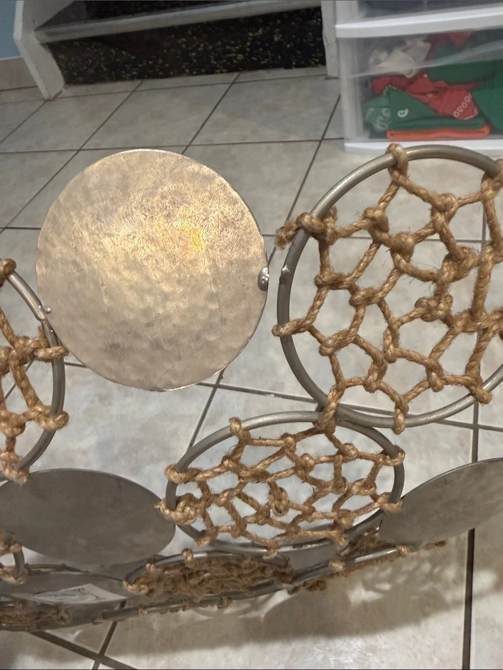 Great Looking metal and rope decorative tray! Great for a coffee table